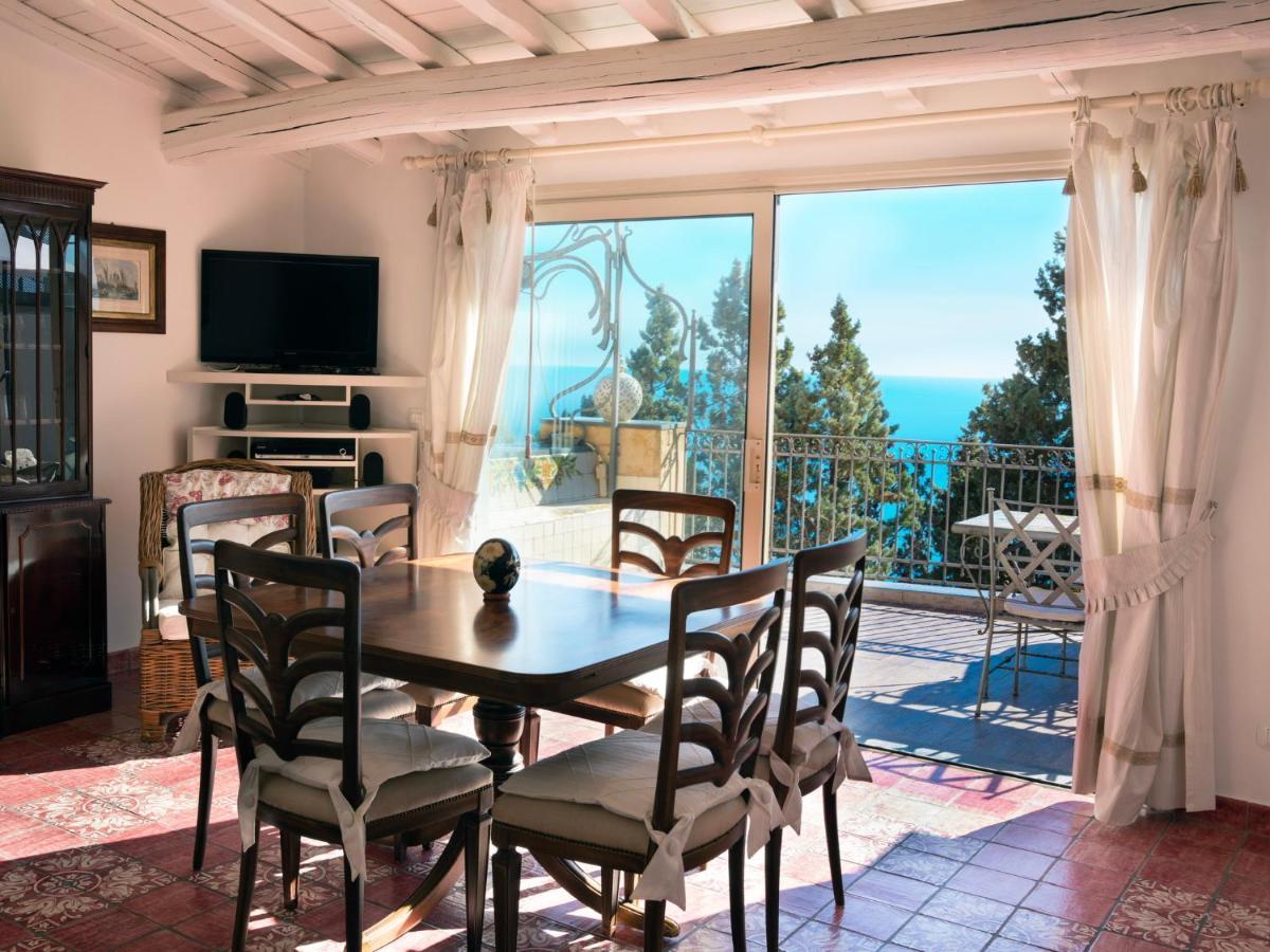 Sea And The City Taormina Exterior photo