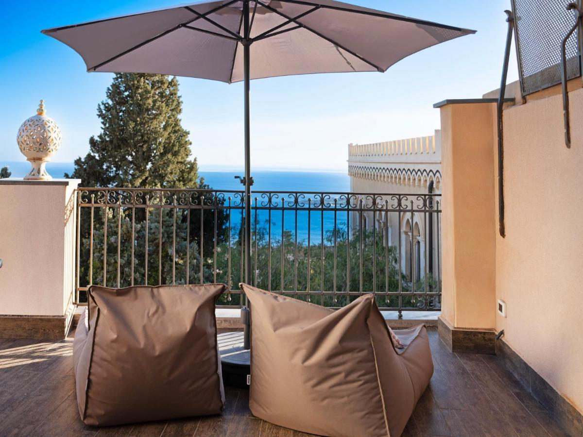 Sea And The City Taormina Exterior photo